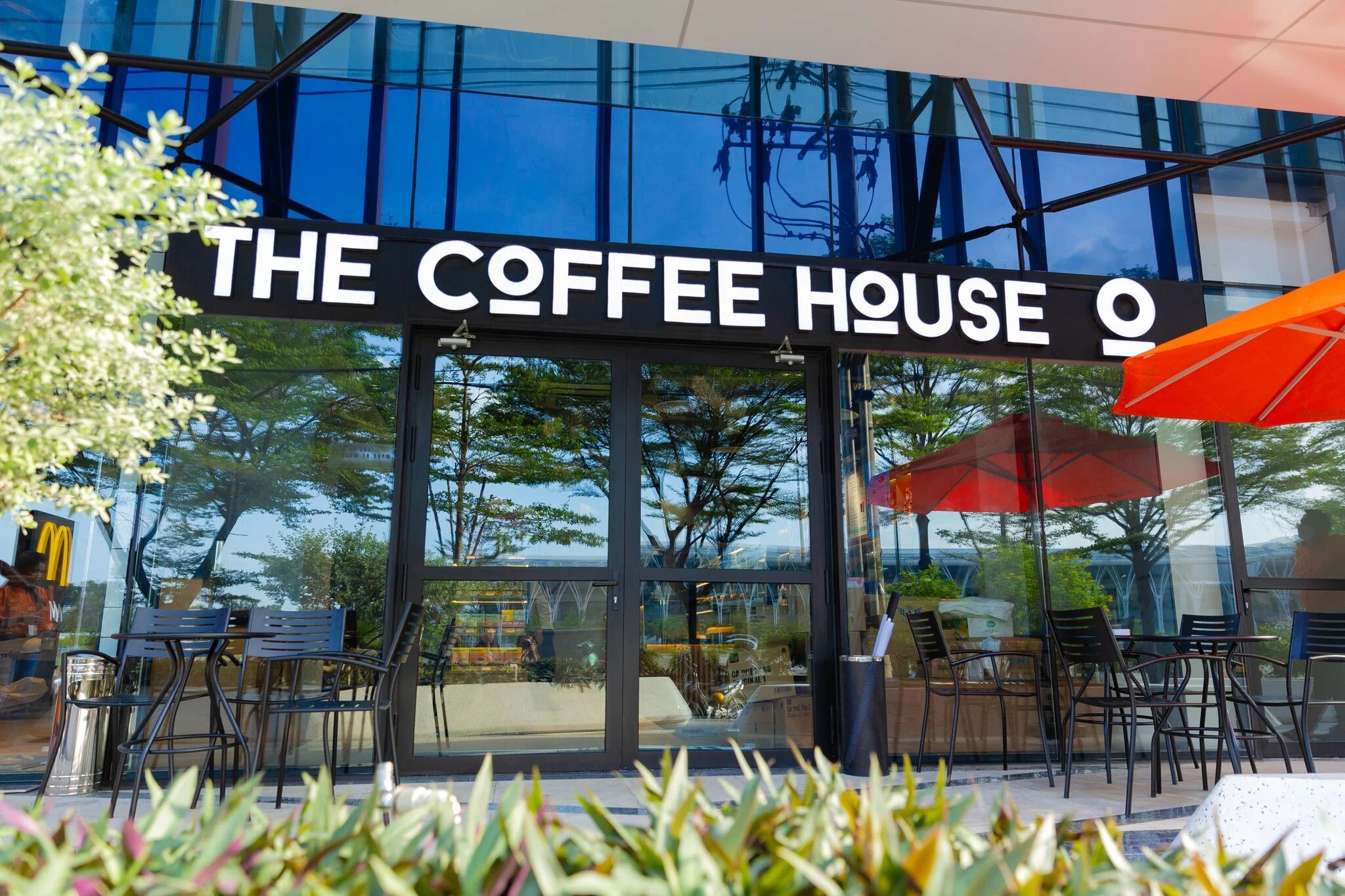 The Coffee House - Begin your Hanoi Tours with a flavorful adventure